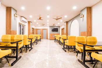 luxury stays near sea beach and jagannath temple