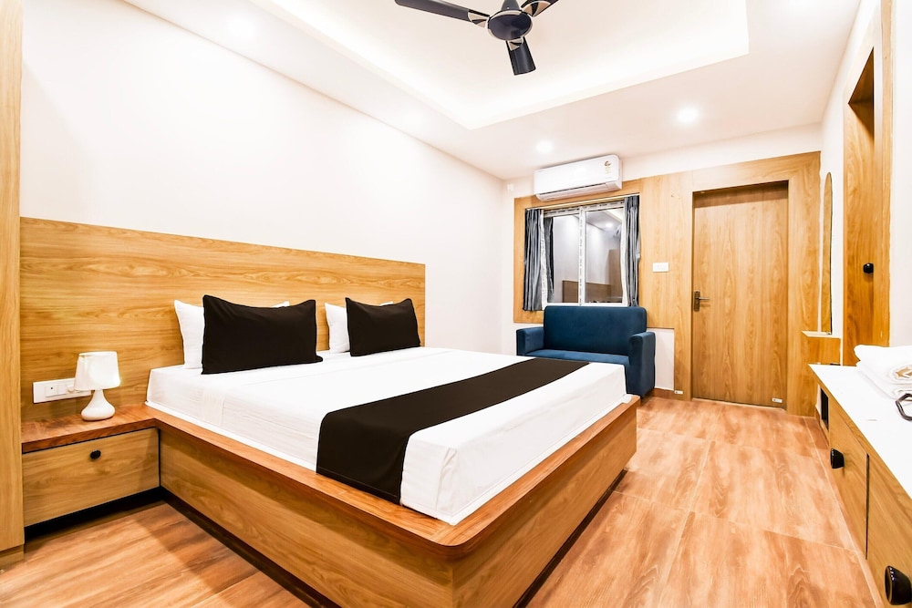 luxury stays near sea beach and jagannath temple