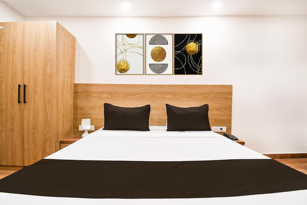 luxury stays near sea beach and jagannath temple