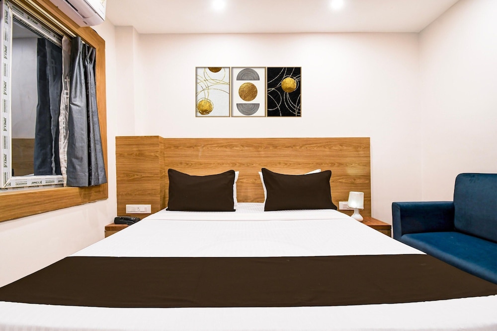 luxury stays near sea beach and jagannath temple