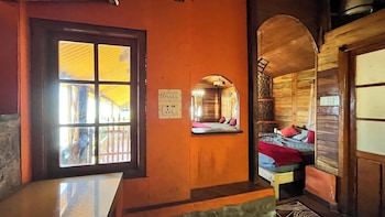 mount olympus hood cabin