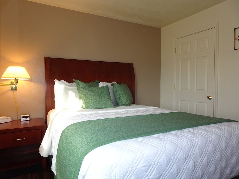 affordable corporate suites lanford