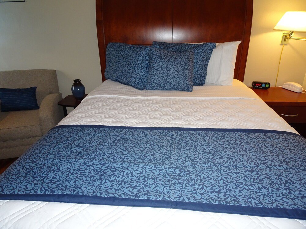 affordable corporate suites lanford