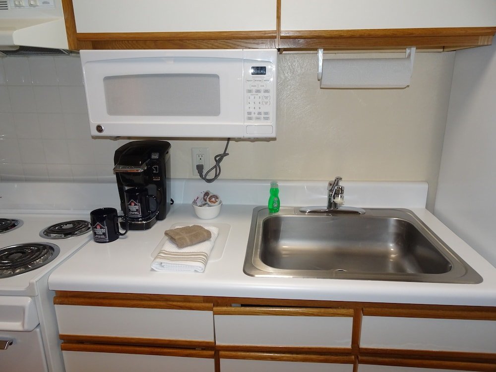 affordable corporate suites lanford
