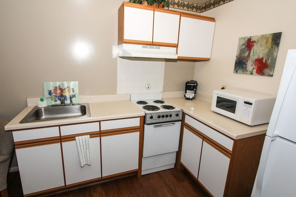 affordable corporate suites lanford