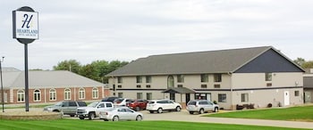 heartland hotel and suites