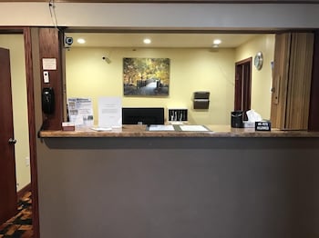 Heartland Hotel And Suites,Iowa>>Canton,3 star