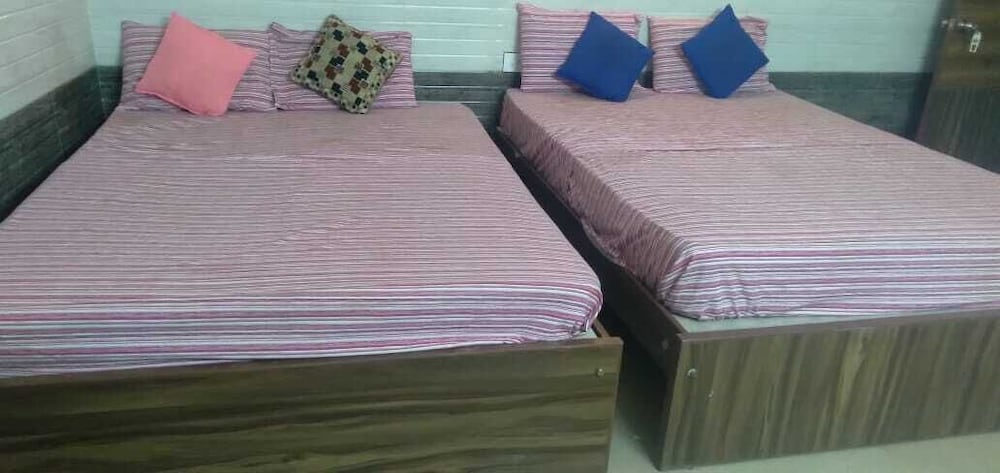 ns vijay shesha mahal