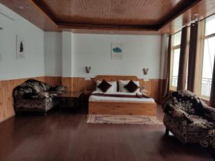 meghsparsh resorts narkanda