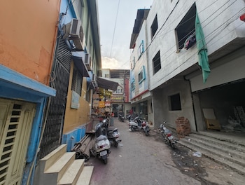 hotel manthan palace