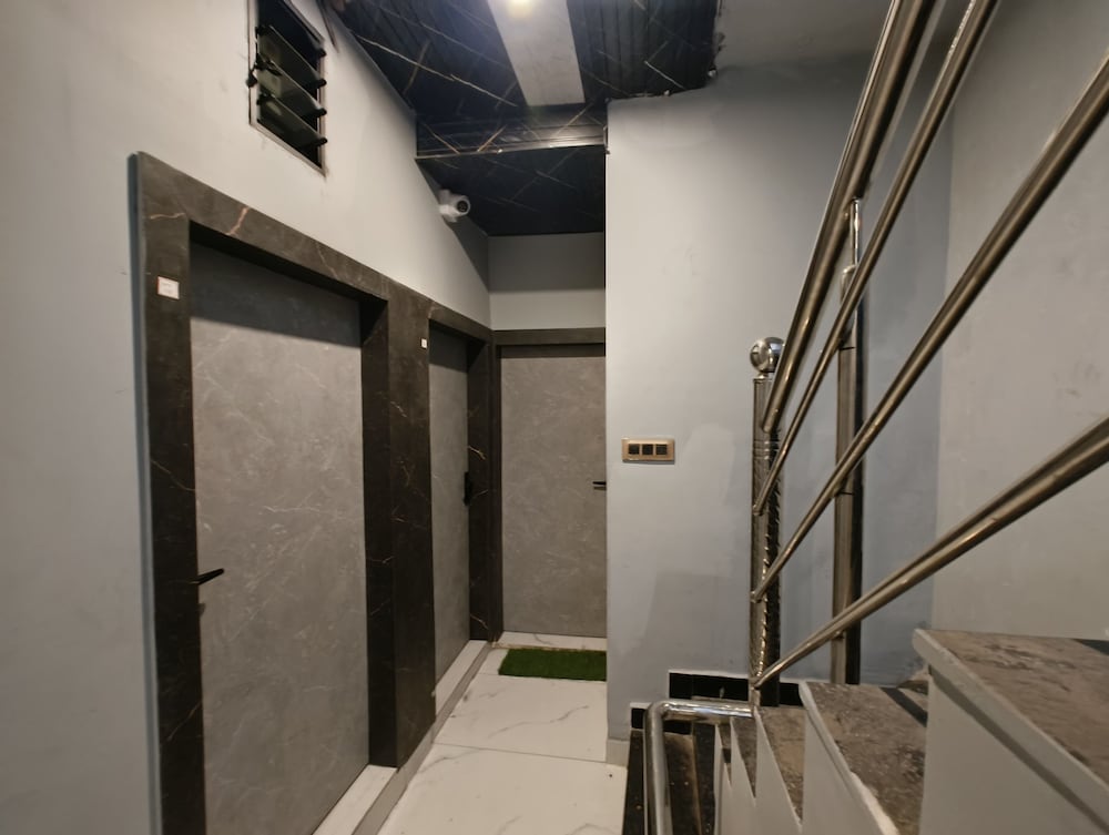 hotel manthan palace