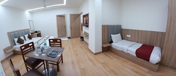 hotel the metropolitan igi airport