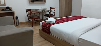 hotel the metropolitan igi airport