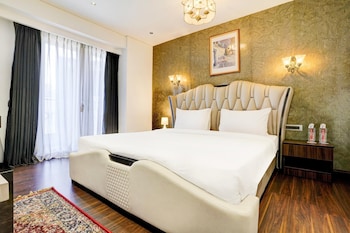 luxury elegance at magarpatta city pune
