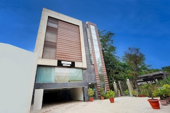 premium stays in the heart of south delhi
