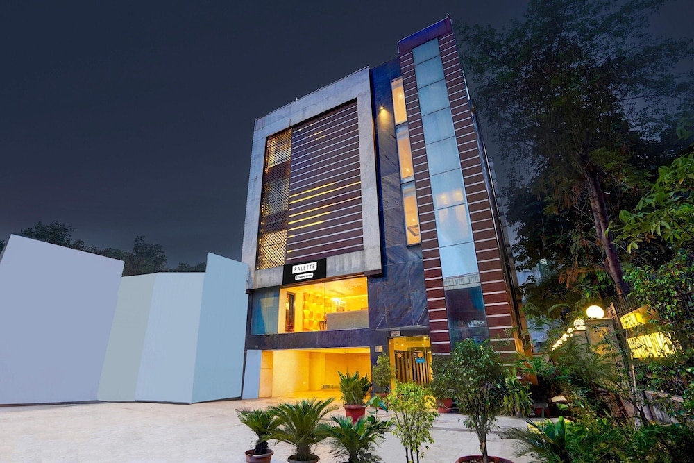 premium stays in the heart of south delhi