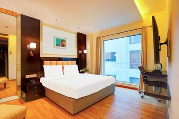premium stays in the heart of south delhi