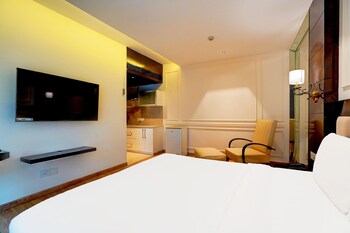 premium stays in the heart of south delhi