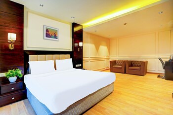 premium stays in the heart of south delhi