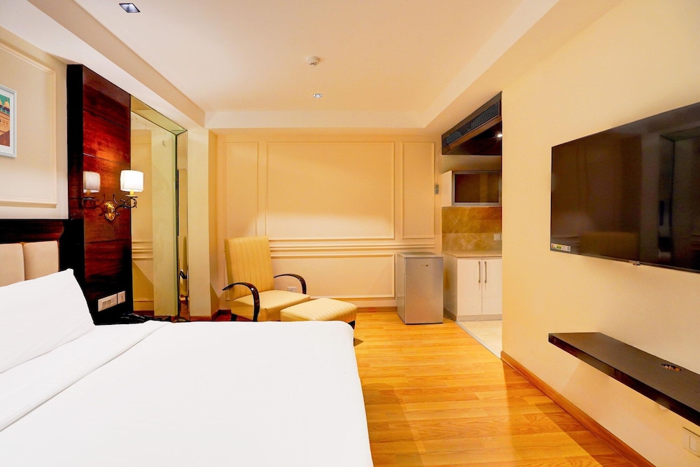 premium stays in the heart of south delhi