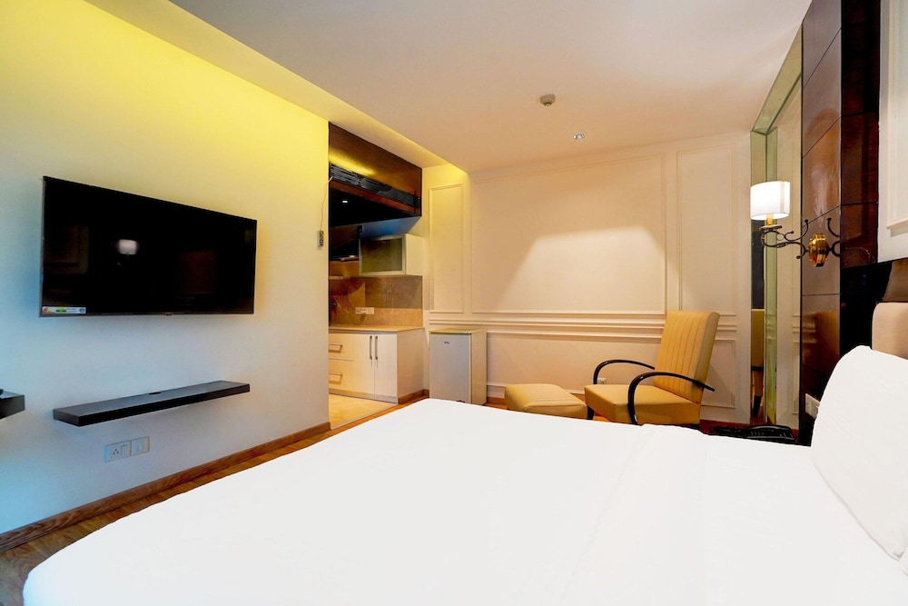 premium stays in the heart of south delhi