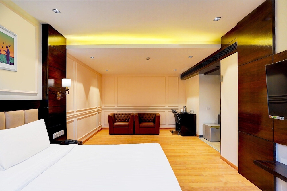 premium stays in the heart of south delhi
