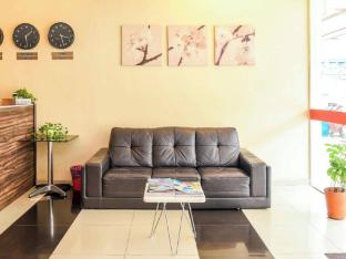 seeds hotel damansara pelangi