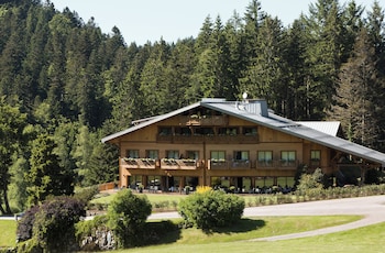 Domaine De Montagne - Hôtel Chalet Frère Joseph,5001 Route De Frère Joseph,5 star