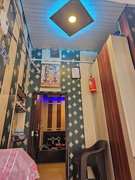 Ramlala Paying Guest House,,3 star