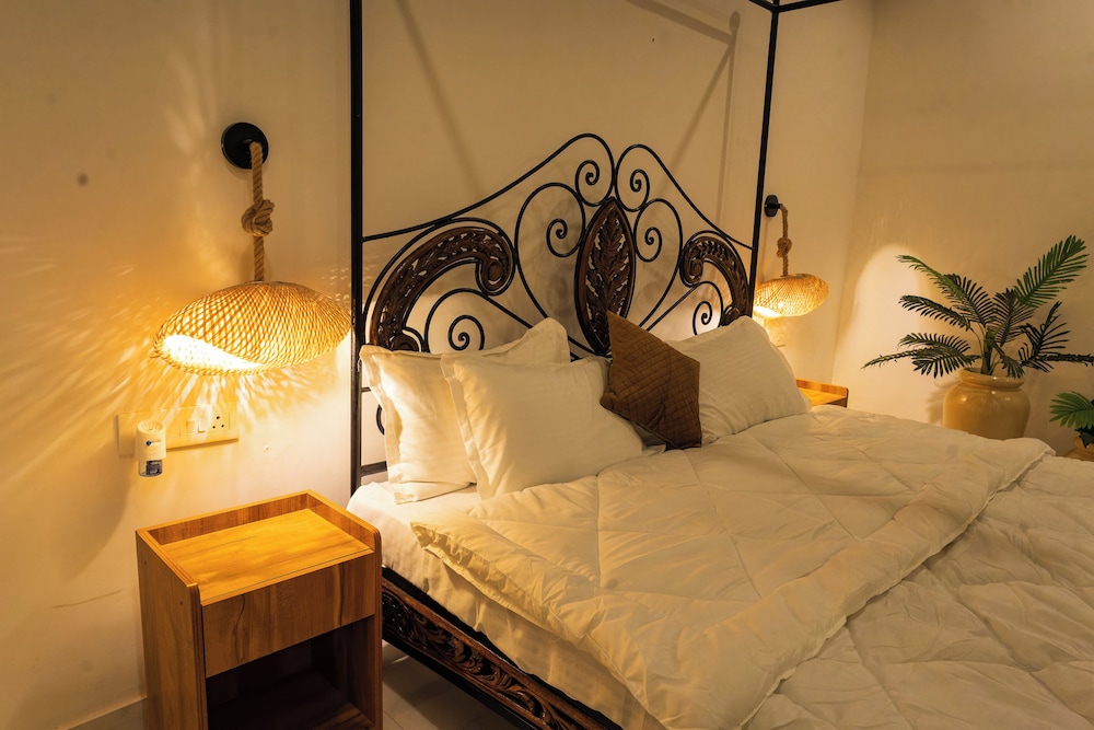 cali stays and cafe by the bay