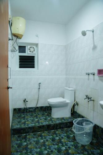 rich inn palace tnagar