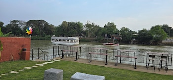 nicha at ayutthaya