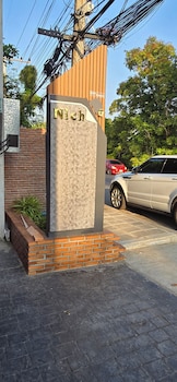 nicha at ayutthaya