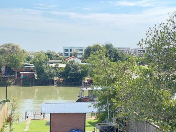 nicha at ayutthaya