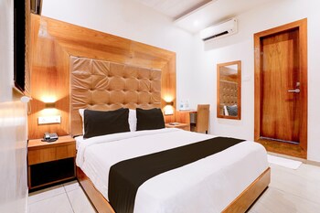 luxurious stays at times square le western mumbai