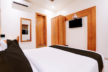 luxurious stays at times square le western mumbai