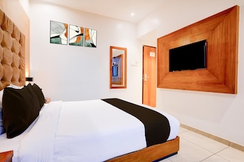 luxurious stays at times square le western mumbai