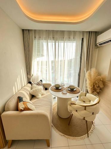 fantasea condo kamala