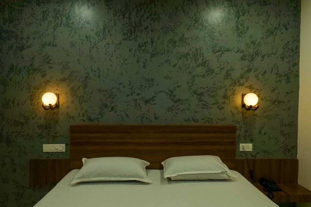 balu residency a business class hotel