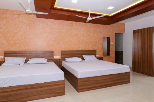 balu residency a business class hotel