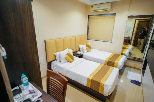 Hotel Skylink Hospitality,,4 star