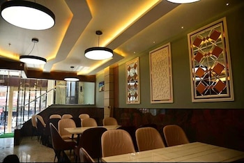 hotel baba vishwanath palace