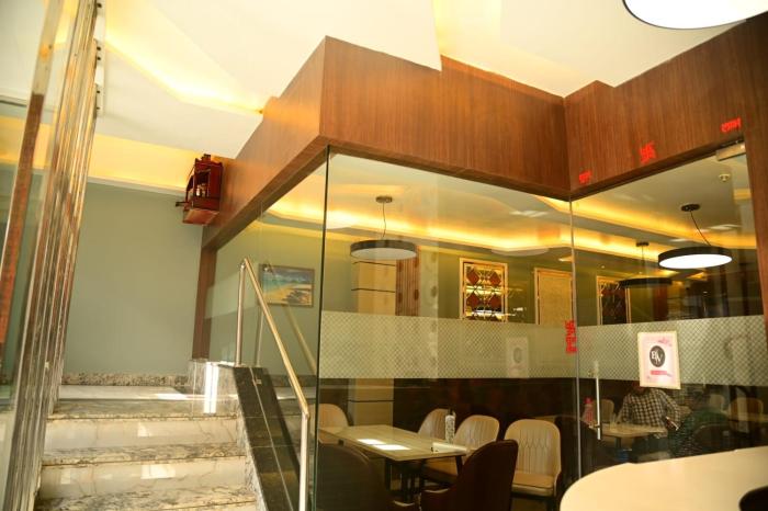 hotel baba vishwanath palace