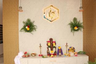 Uj Pallazzio Business Class Luxury Hotel,,3 star