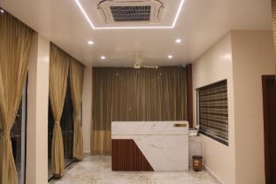 Uj Pallazzio Business Class Luxury Hotel,,3 star