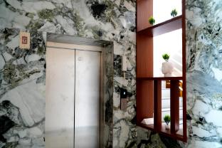 uj pallazzio business class luxury hotel