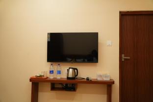 uj pallazzio business class luxury hotel