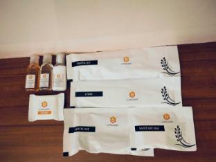 uj pallazzio business class luxury hotel