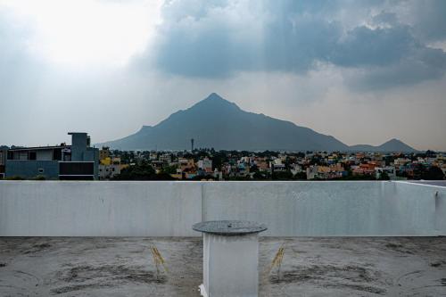 uj pallazzio business class luxury hotel