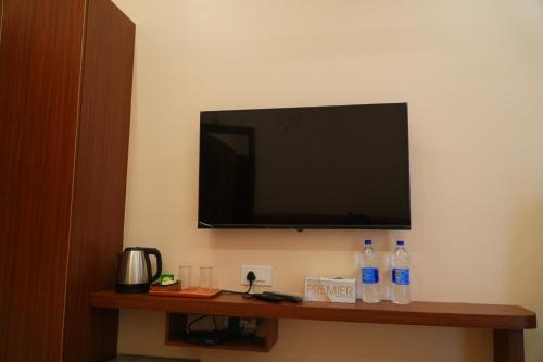 uj pallazzio business class luxury hotel